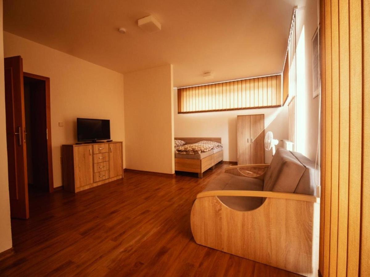 Aparthotel Pyramida Broumov Exteriér fotografie