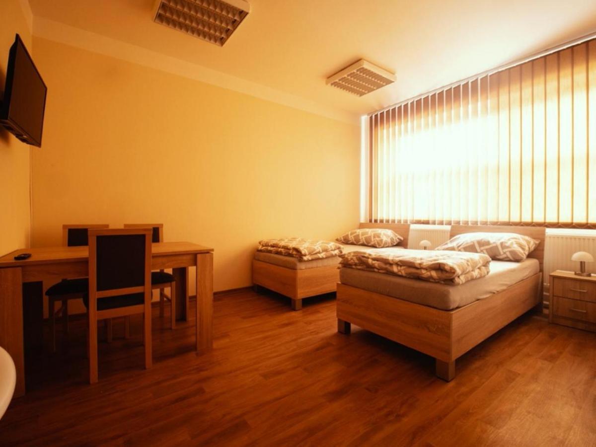 Aparthotel Pyramida Broumov Exteriér fotografie